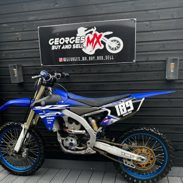 Race-ready Yamaha YZF 250 2018 - £2,850. Original plastics, runs flawlessly. Includes purchase receipt. UK delivery available.
